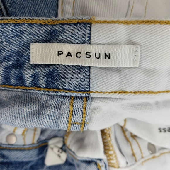 PacSun Eco White Two-Tone Split Leg High Rise Button Fly Straight Leg Jeans - Picture 9 of 9